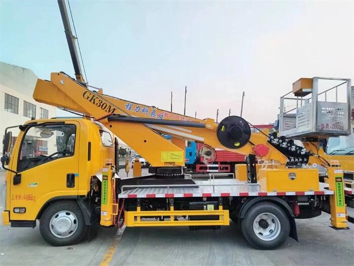27m Emission Standard Aerial Working Truck With Max Speed 90km/H
