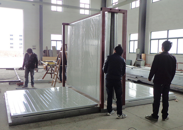 High quality Foldable Portable Emergency Shelter / After-Disaster Housing / Sandwich Panel Housing