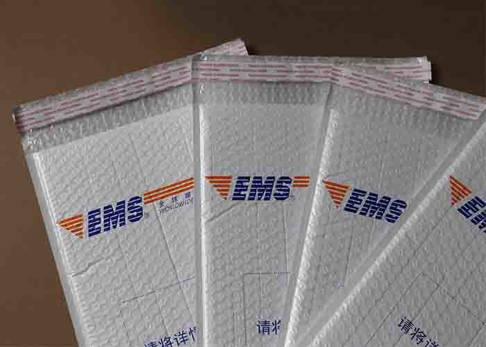 Pearl Film Kraft Paper Bubble Mailers , Padded Mailing Envelopes For Business