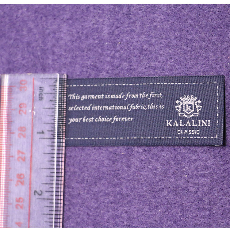 Polyester Yarns Over lock Custom Woven Clothing Labels Pantone Color