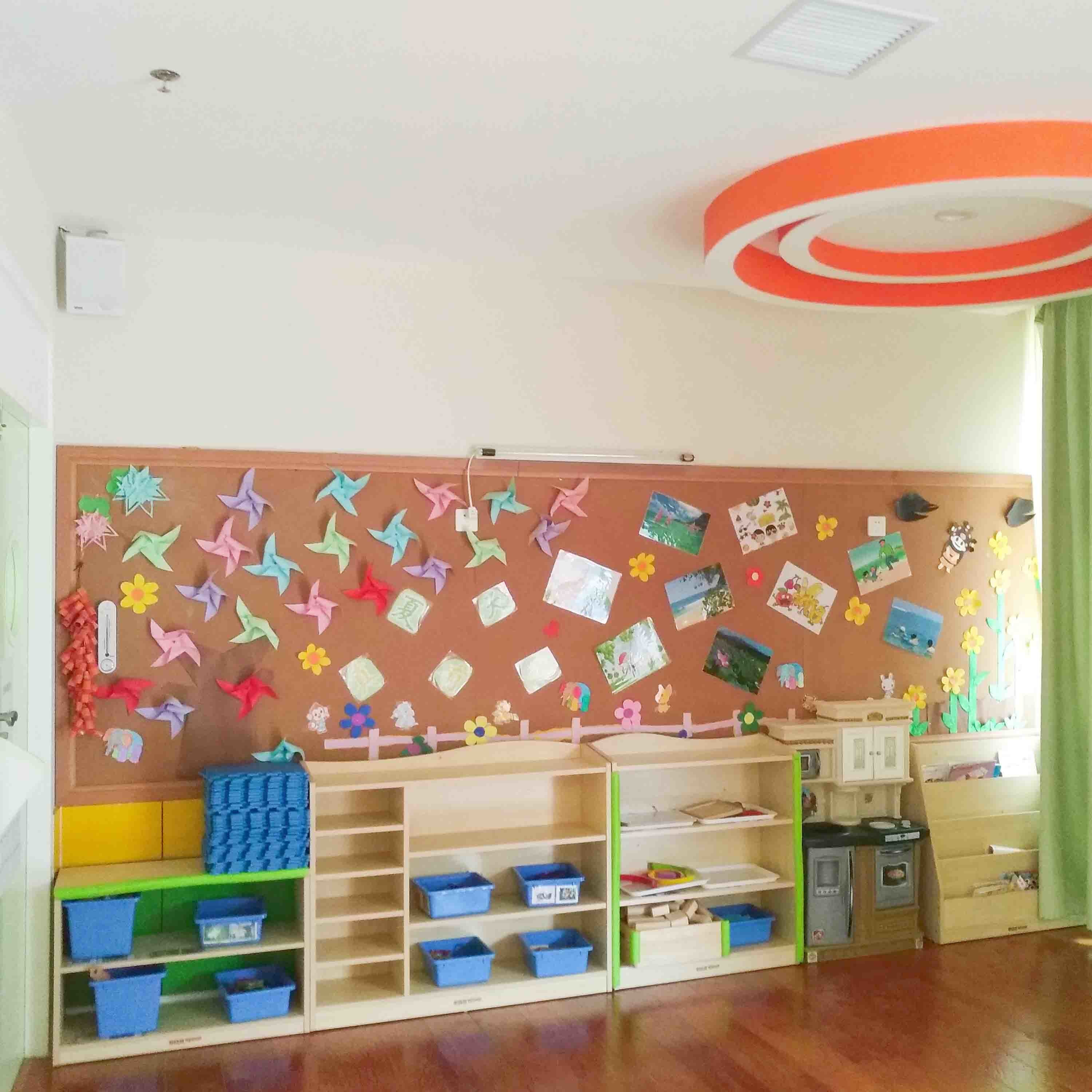 OEM Kindergarten Decorative Natural Cork Panels Wall Tiles Eco Odorless Toxicless