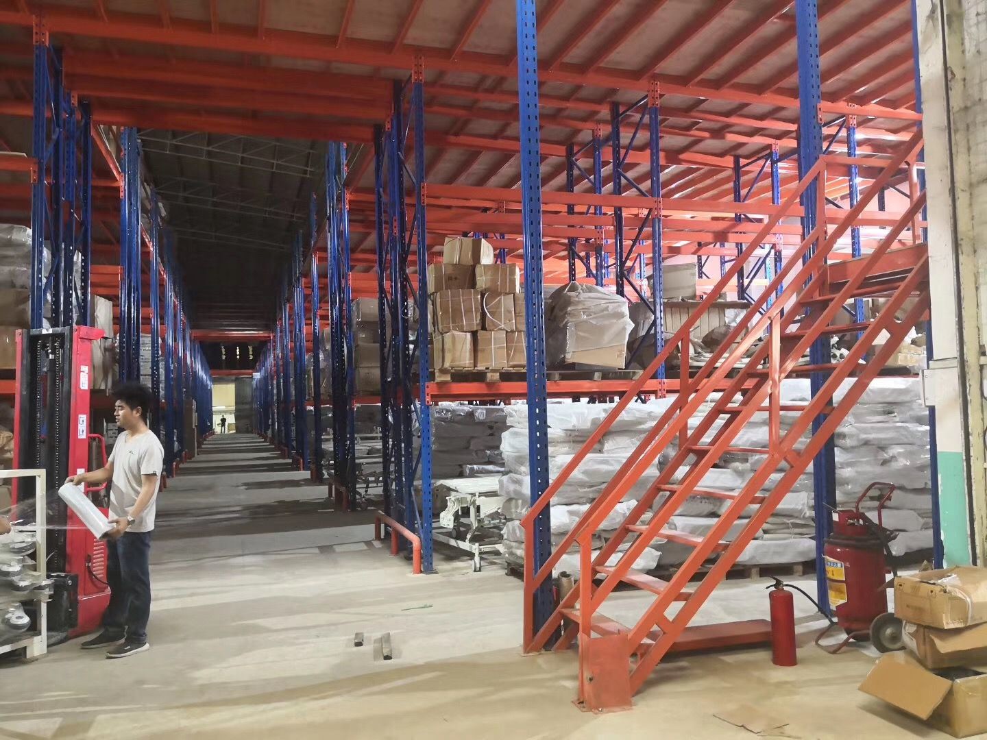 SGS Steel Beam Mezzanine Rack 4500kg Steel Mezzanine Floor Construction