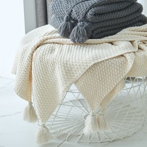  Knitted Wool Throw Blanket with Acrylic Tassel Simple Style Custom Solid Sofa Blanket Manufactures