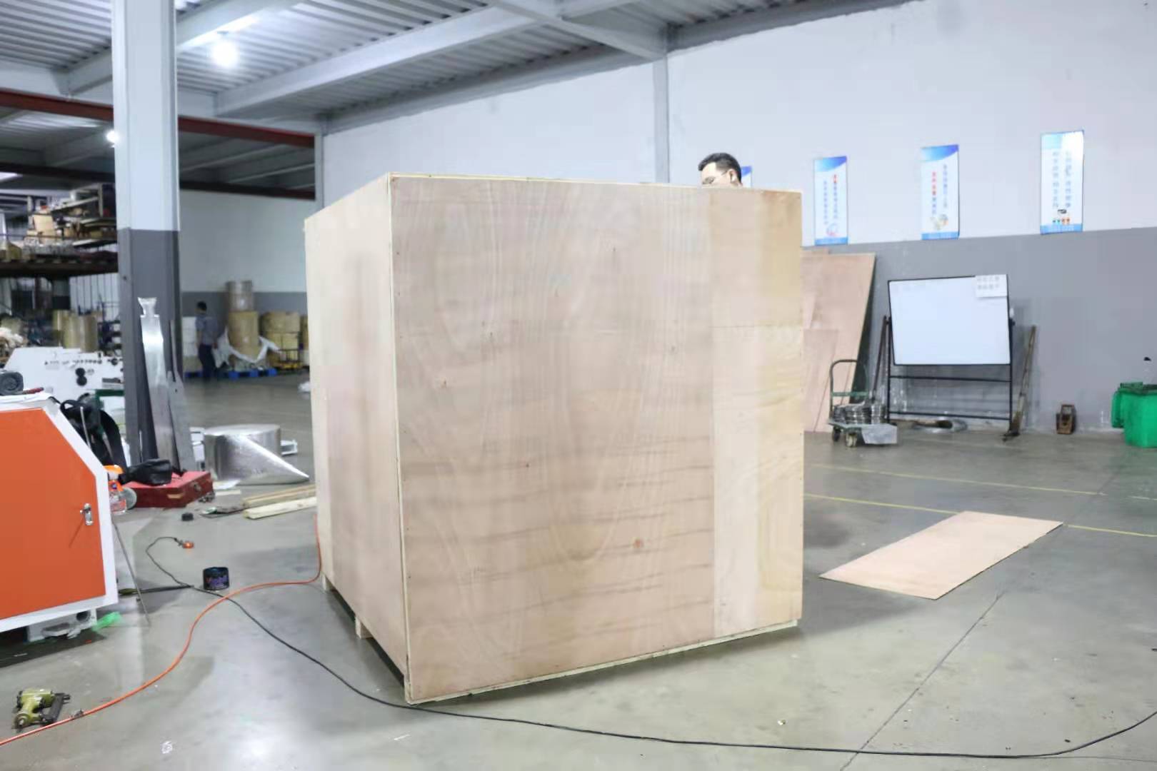High quality Paper Die Cutting machine lunch box die cutting machine