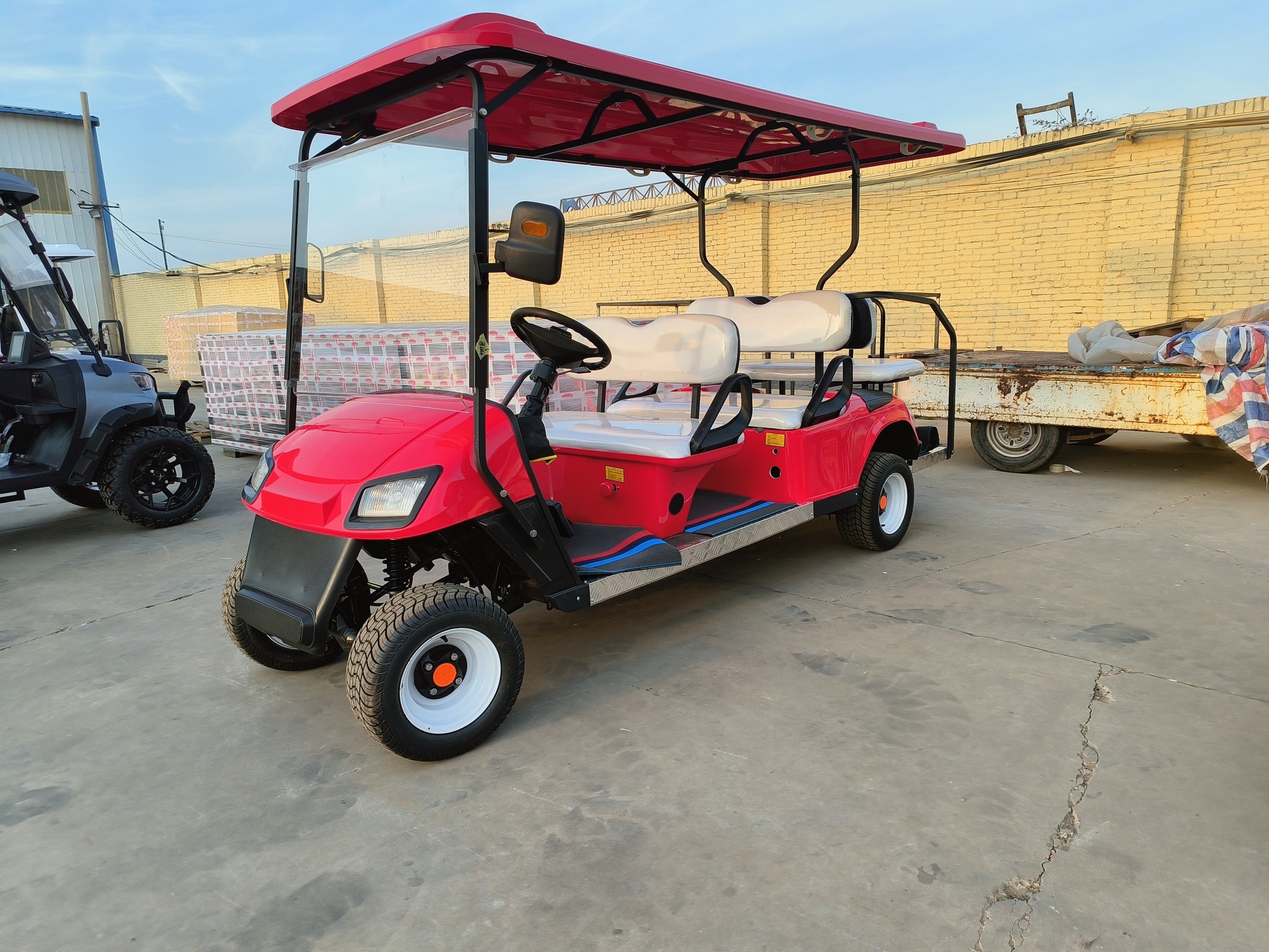 Eco-Friendly 6 Seater Golf Cart for Quiet and Comfortable Ride