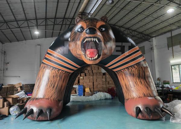 Sports Race Entrance Giant Inflatable Bear Tunnel Inflatable Bear Helmet Tunnel