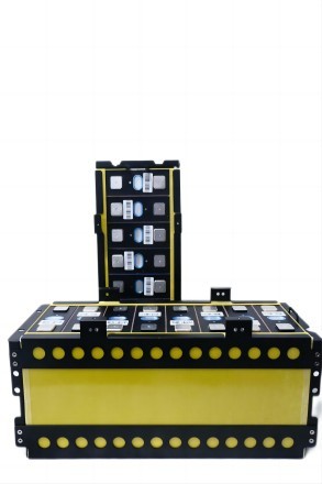 Dustproof 10.24KWH UPS Lithium Battery For Medical Equipment Backup