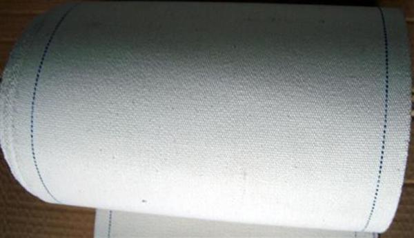 Portable Belt Driven Live Flat Belt Conveyor Oil Resistance For Transport Goods