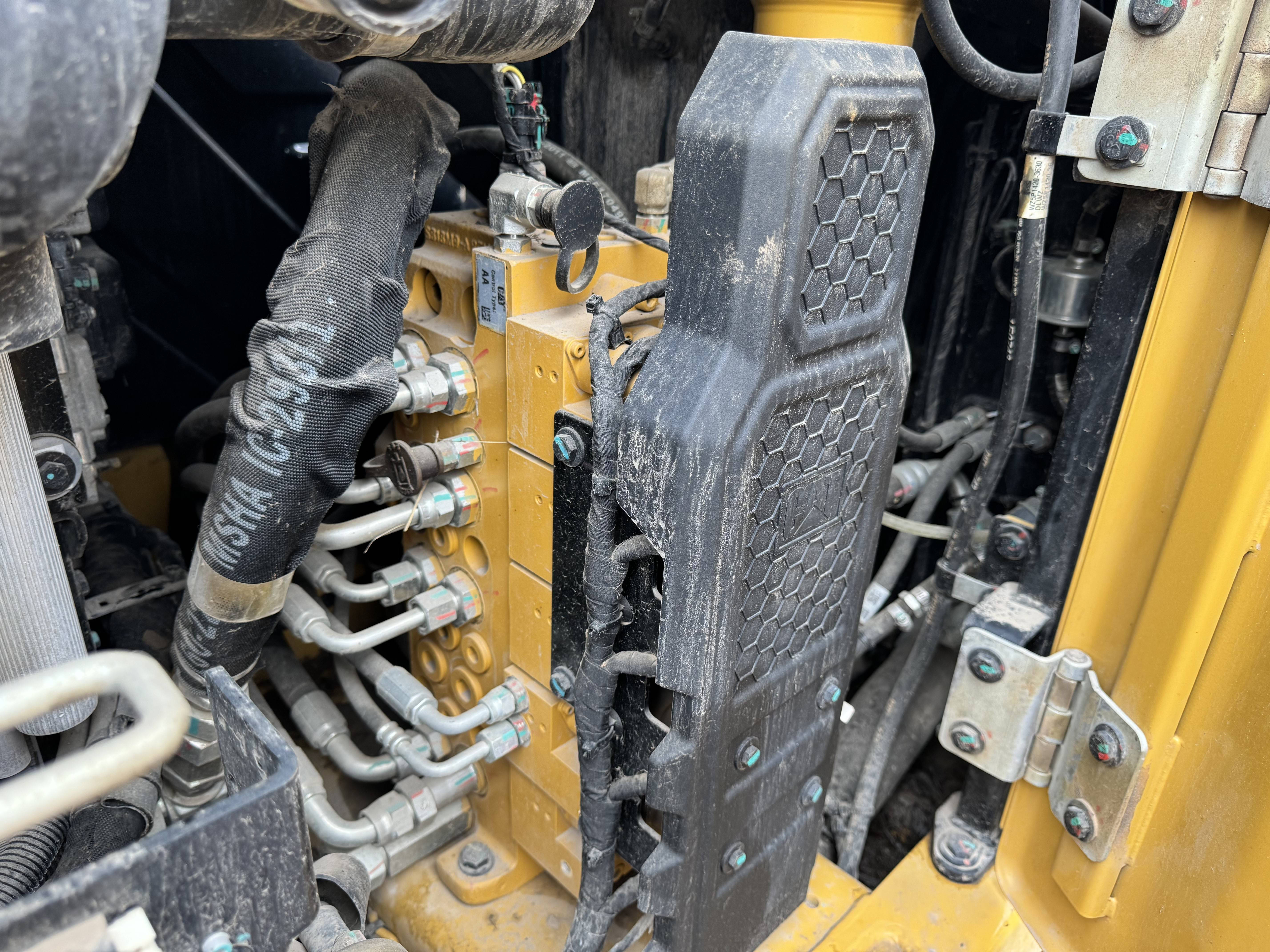 6 ton used cat 306 Medium excavator caterpillar 306d crawler digger cat306
