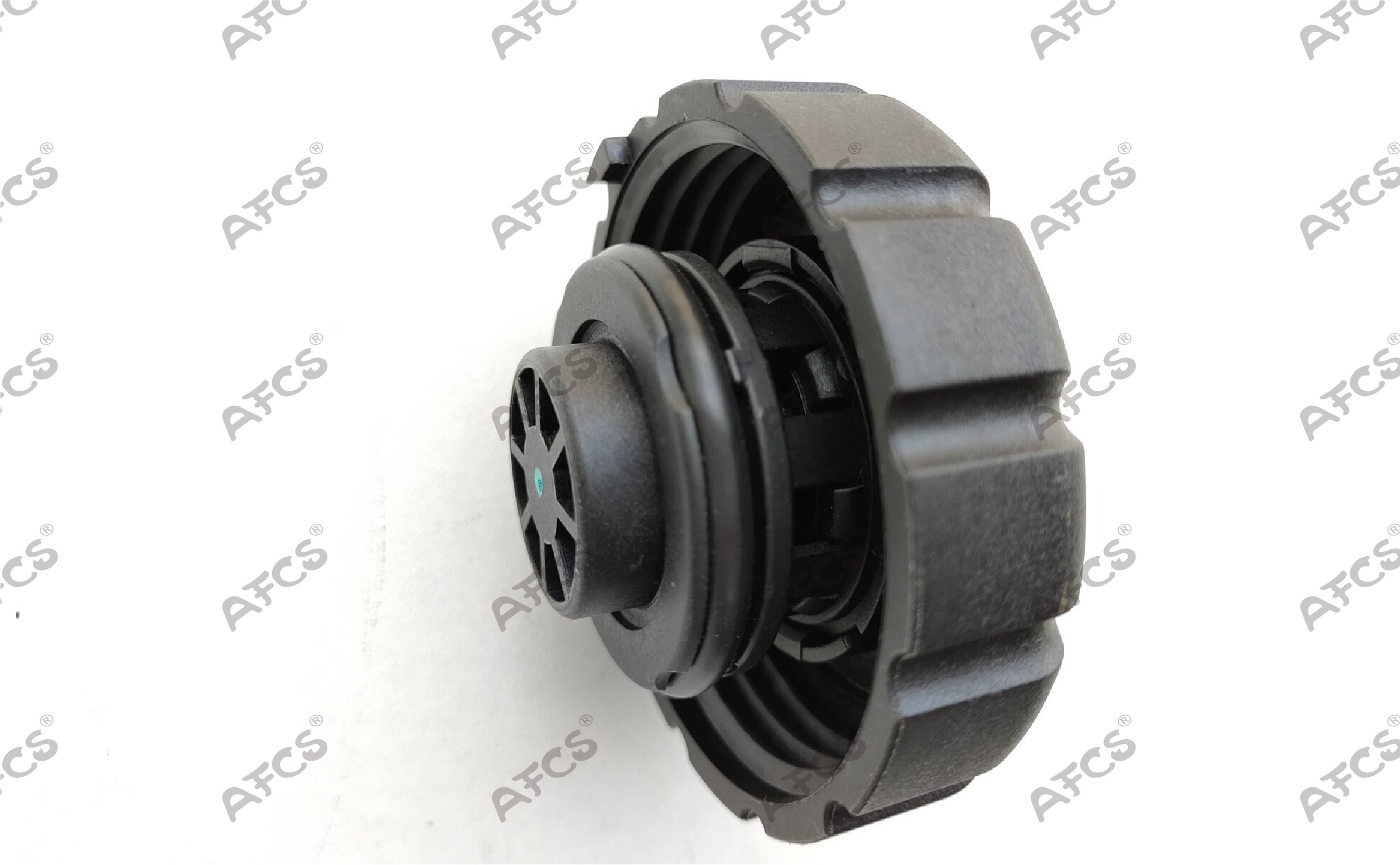 W204 Auto Engine Radiator Cap Coolant Water Expansion Tank For Benz 2105010615