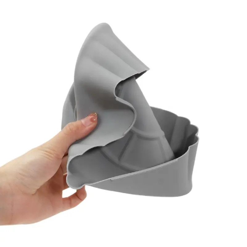 Oilproof Odorless Air Fryer Silicone Tray , Heat Resistant Silicone Baking Pans