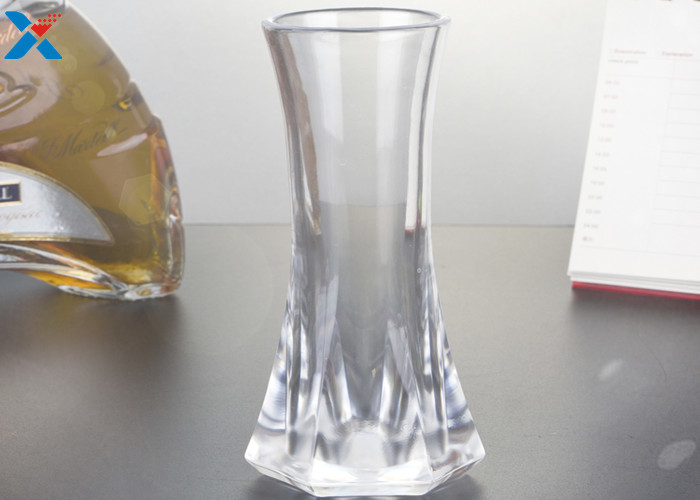 Tall Clear Acrylic Flower Vase , Different Shapes Clear Acrylic Cylinder Vase