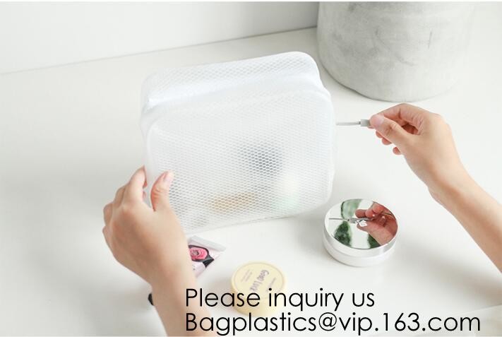 Promotion Travel PVC Cosmetic Pouch,PVC Makeup Bag Pouches Tote Clear Transparent Cosmetic Travel Bag For Sale