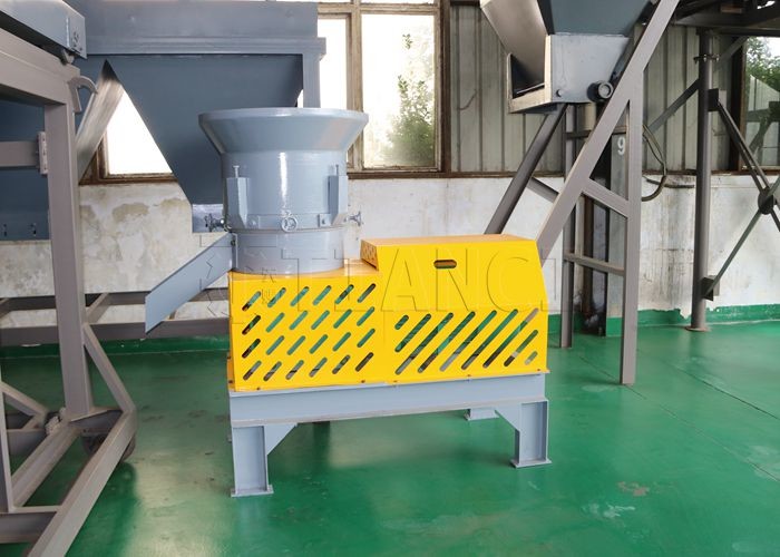 Chicken Manure Bio Organic Compost Fertilizer Granulator Flat Film Pellet Machine