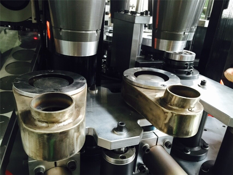Automatical Coffee Paper Cup Making Machine With Oil Lubrication System For 2oz- 46oz In High Speed