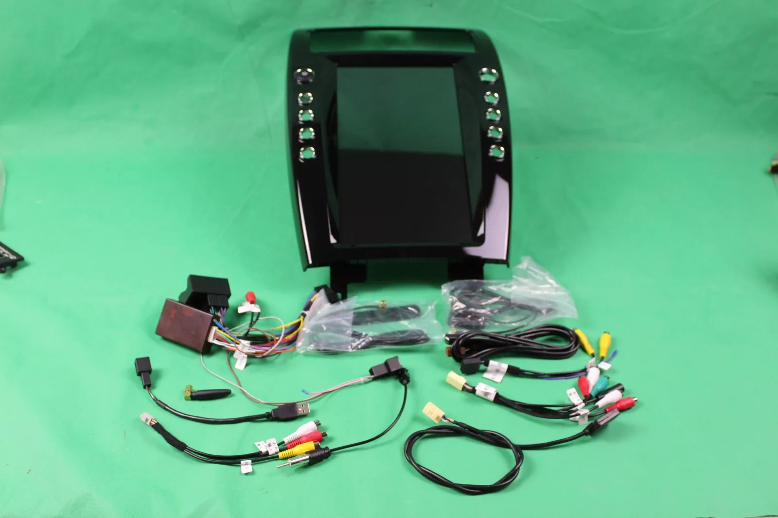 2004-2012 Stereo Tesla 13.9" Car DVD Player For Maserati Quattroporte Car Audio