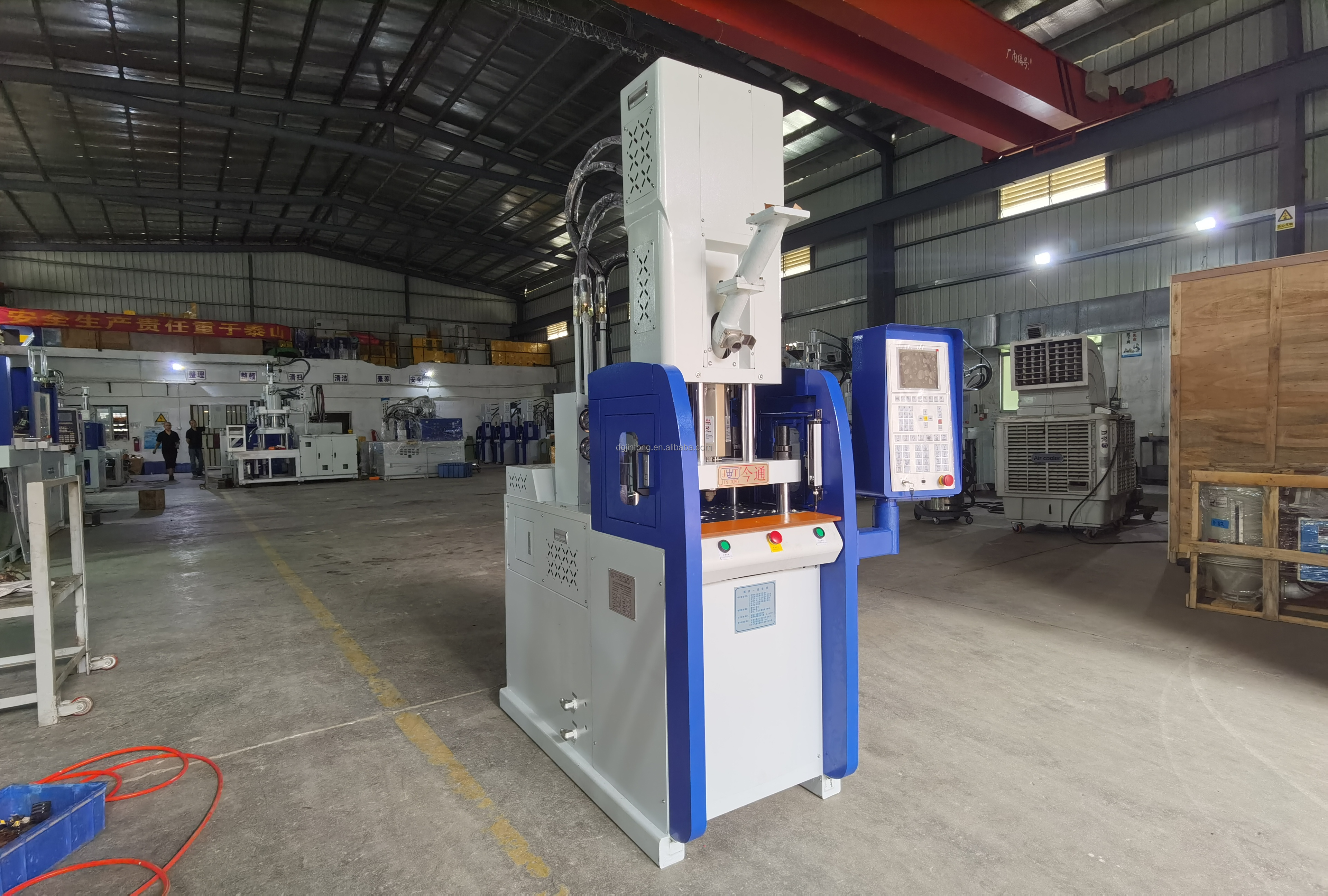 30T High Speed Vertical Injection Molding Machine 6.7kW For Small Electric Parts JT-250HS