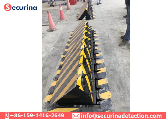 Reflecting Adhesive Strip Warning Anti-terrorist Hydraulic Roadblocker for Vehicle Access Control