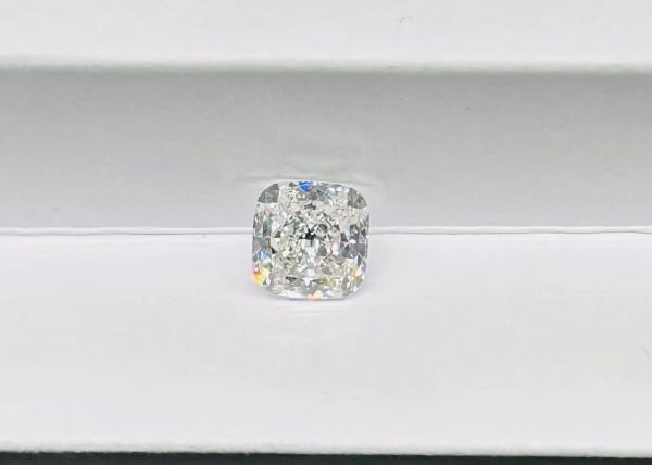 Large Size Stone 5+ct Cushion Shape Lab Created CVD Diamond Excellent Cutting