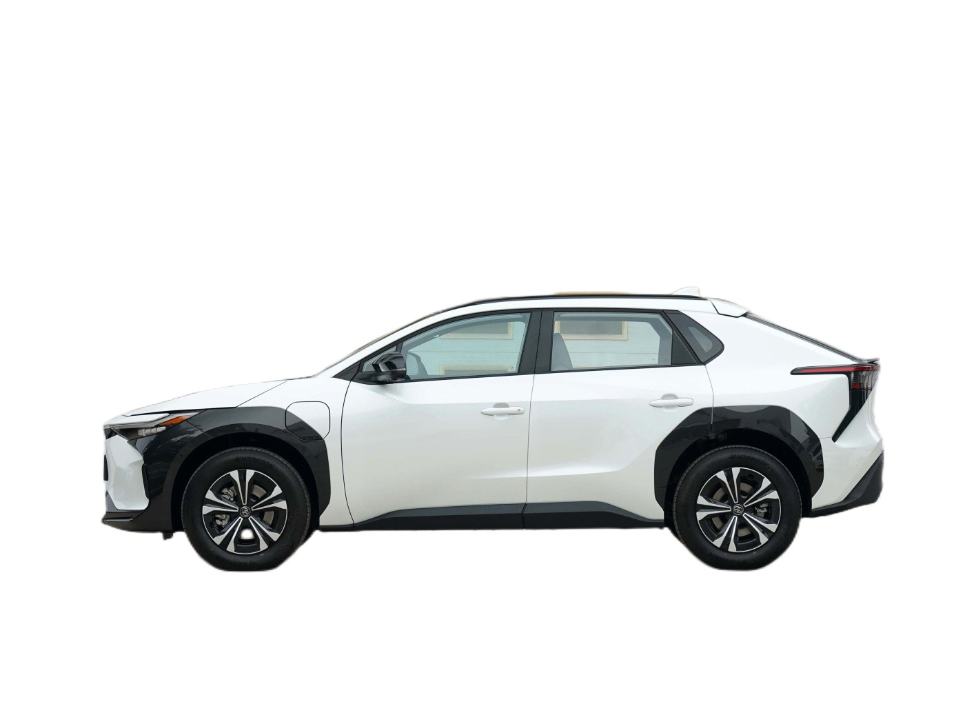 Toyo ta's new energy electric off-road vehicle is cheap. The BZ4X has a range of 615km and is available for existing vehicles