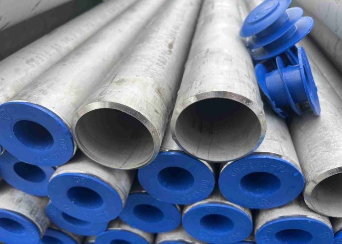 304 316 316L 310S Stainless Steel Pipe Tubing Round Section Shape For Decoration