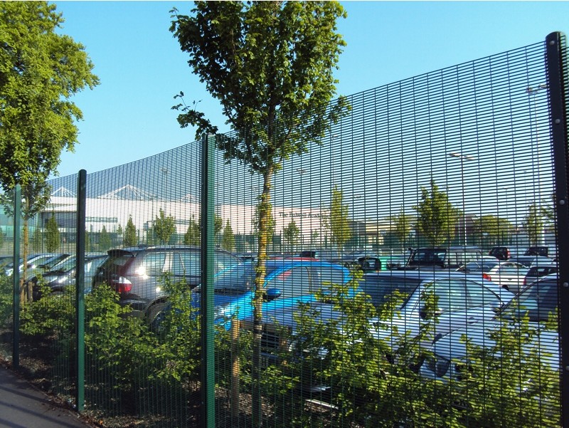 Anti Cut Heavy Duty 358 Rigid Mesh Anti Climb Fencing For School Security