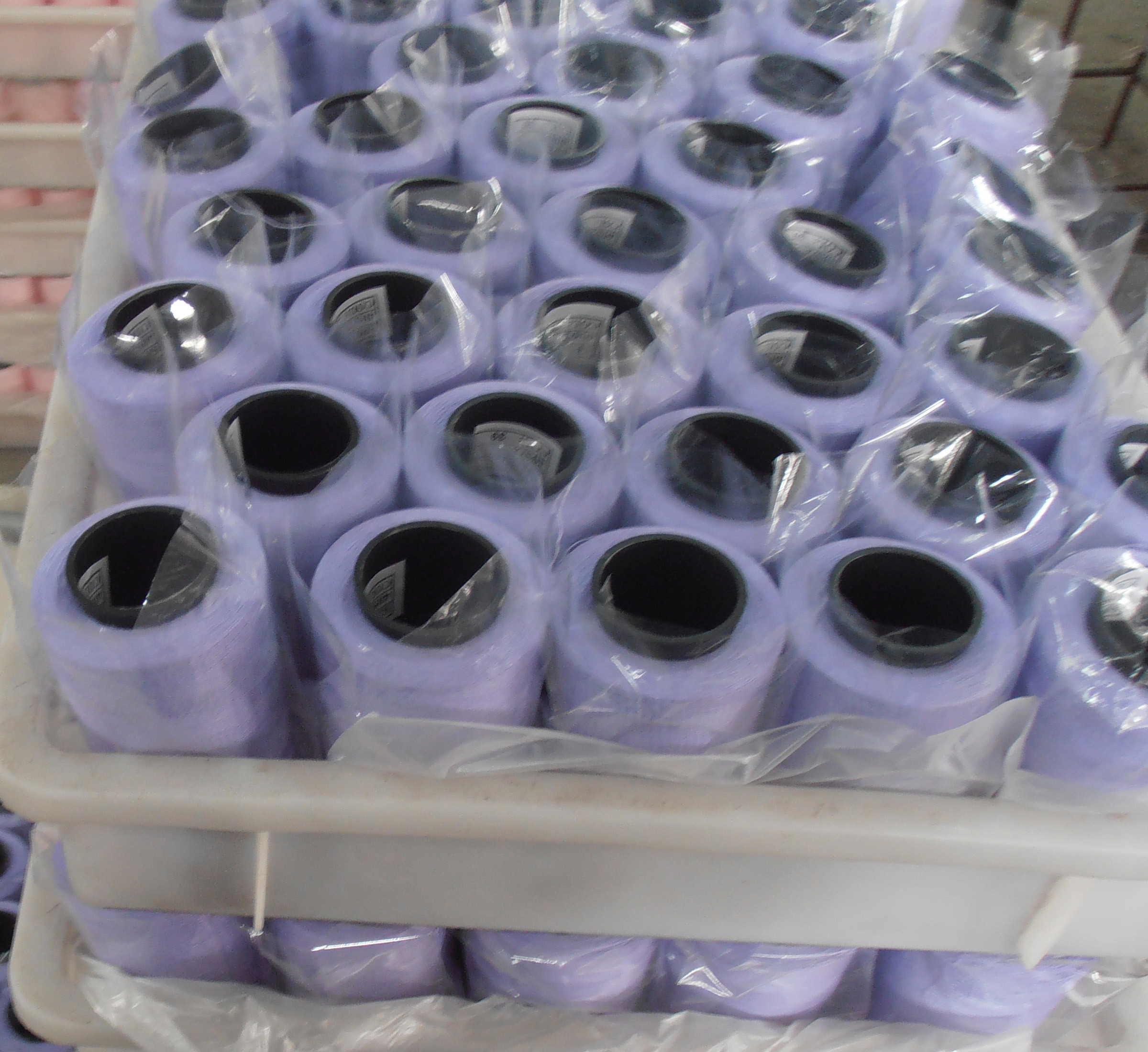 40S/2 White Polyester Yarn , TFO Spun Sewing Thread High tenacity