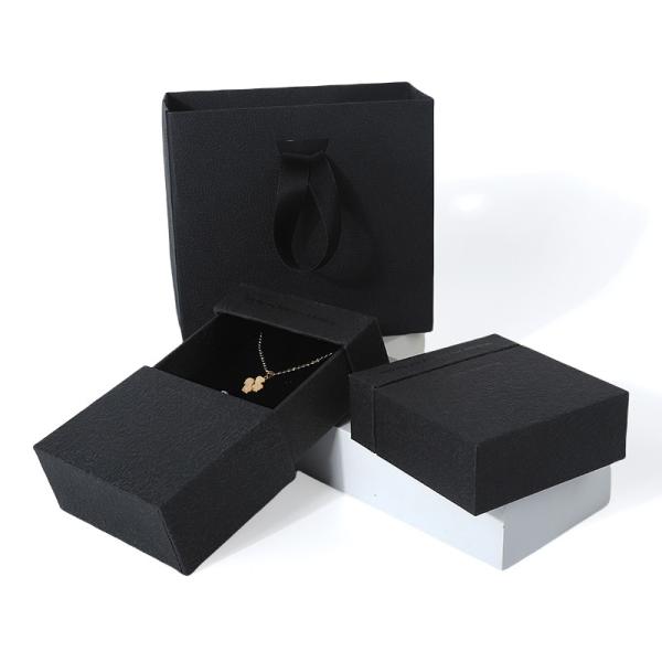 China manufacturing wholesale high quality Necklace Earring Bracelet ring box