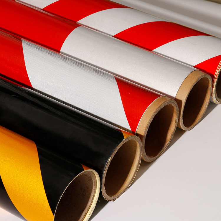 Self Adhesive Chevron Reflective Vinyl Film Sheeting Vinyl Roll Advertising Grade