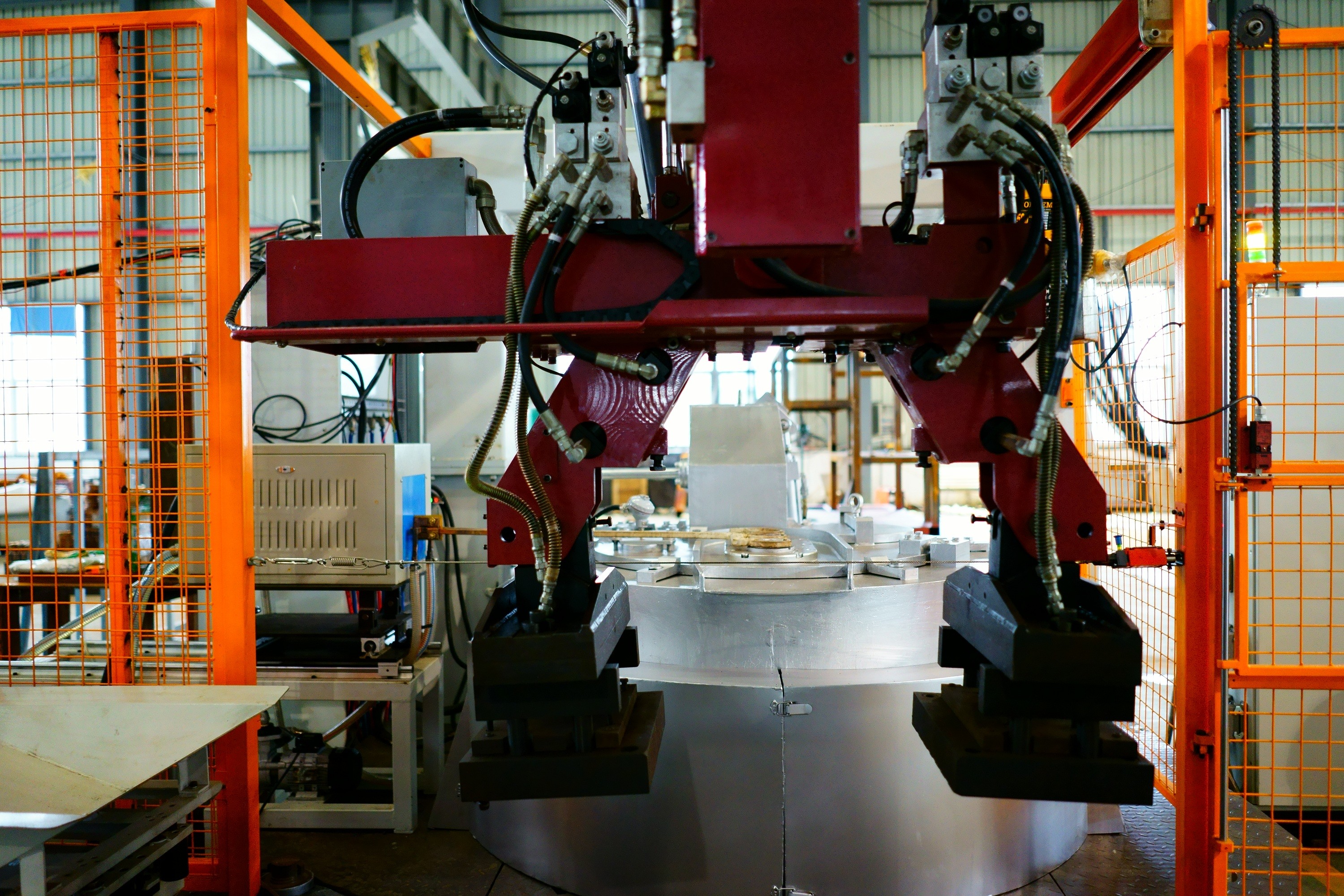 1-Manipulator Metal Ingot Gravity And Brass Die Casting Machine