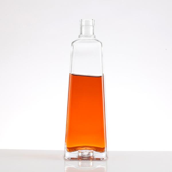 Hot Stamping 500ml 750ml Custom Glass Bottle for Luxury Whiskey Vodka Spirits