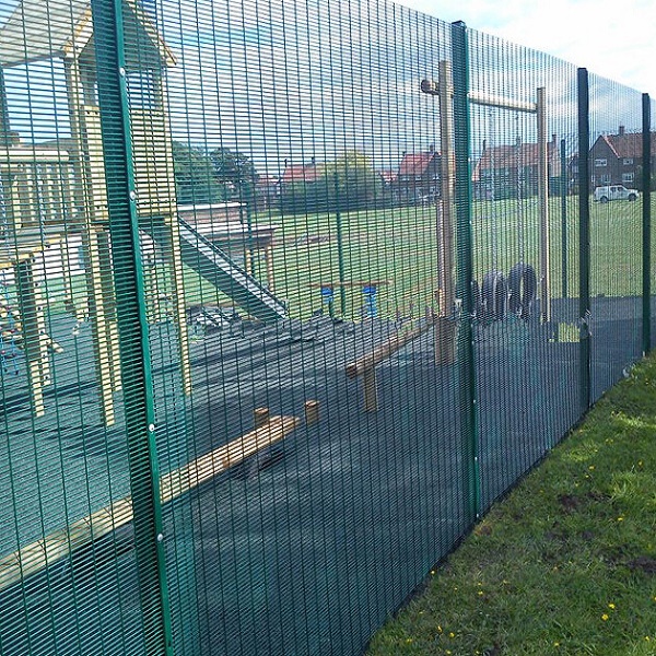 High Security Anti Climb Anit Cut Welded 358 Wire Fence Prison Fence