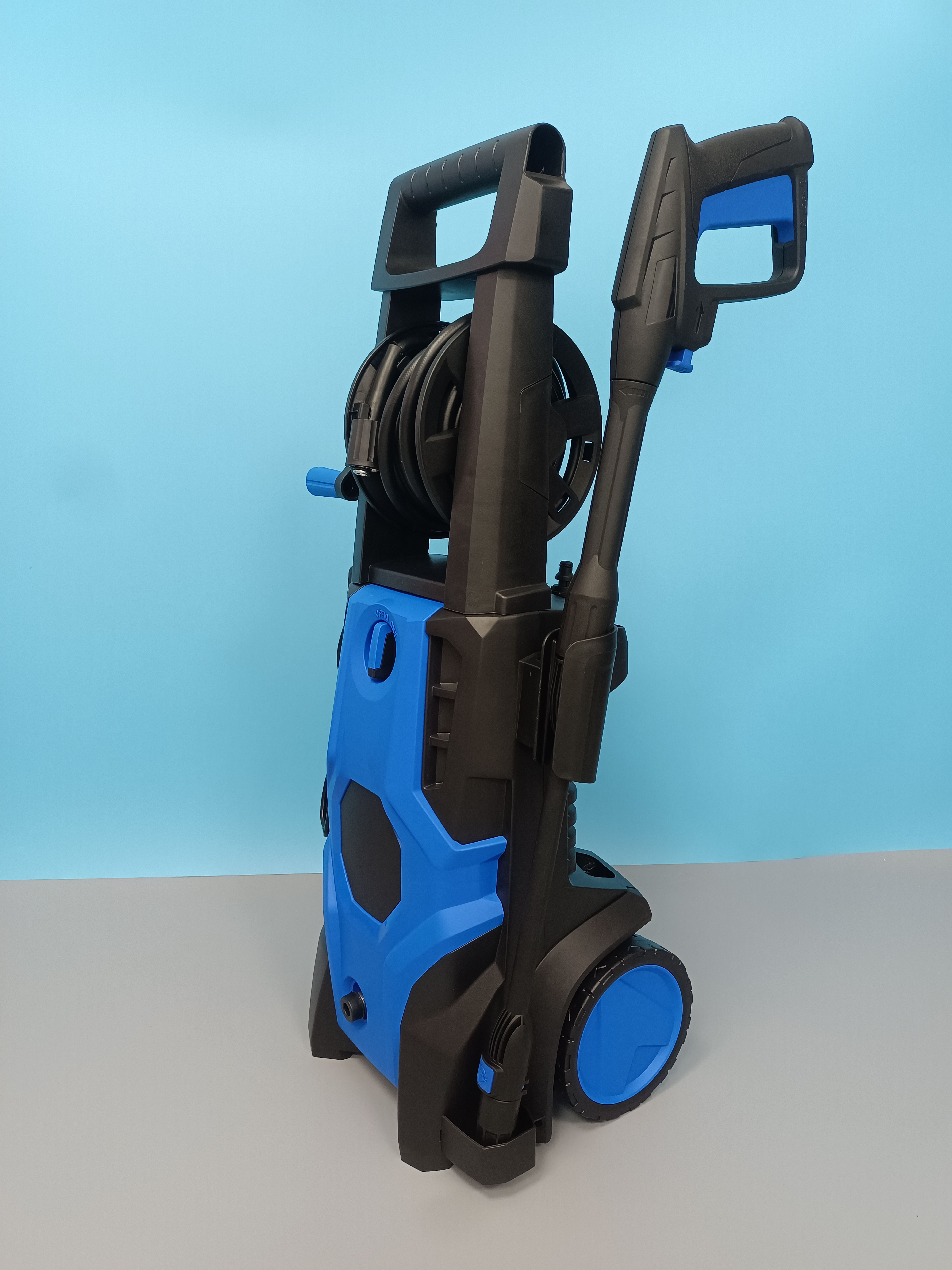 Max. Pressure 2400W 180 Bar 480L/Hour Electric High Pressure Washer for Car Cleaning