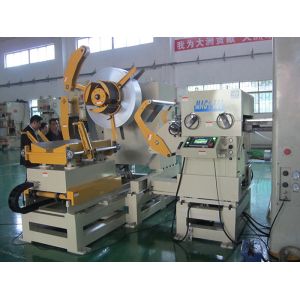 China High - Speed NC Decoiler Straightener Feeder Air Pressure Device Punching Processing on sale