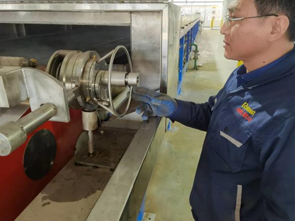 Hot Melt Rotoform System Maleic Anhydride Trimellitic Anhydride Plastic