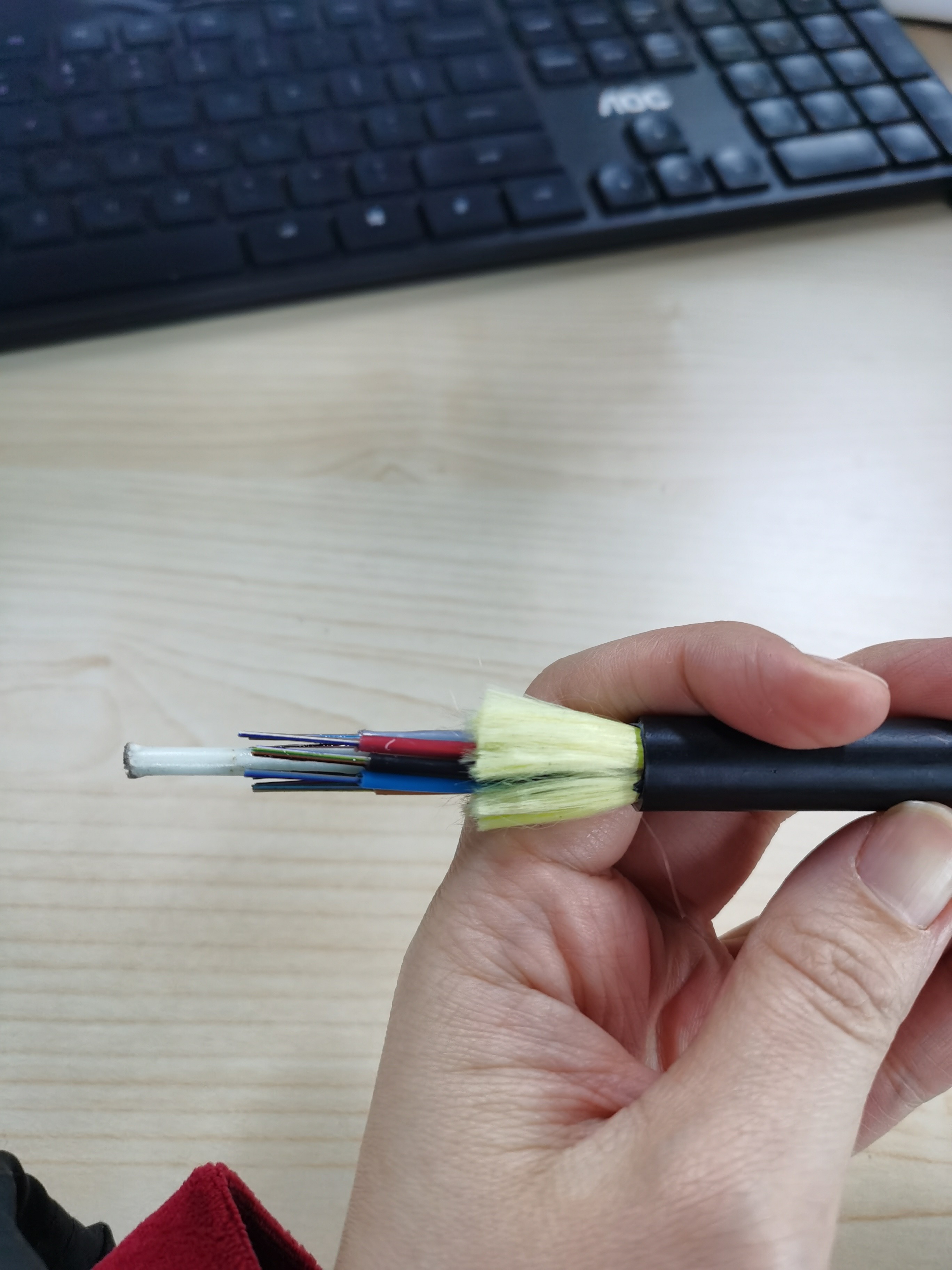 Single Jacket Span 100cm ADSS Fiber Optic Cable Anti - Rodent