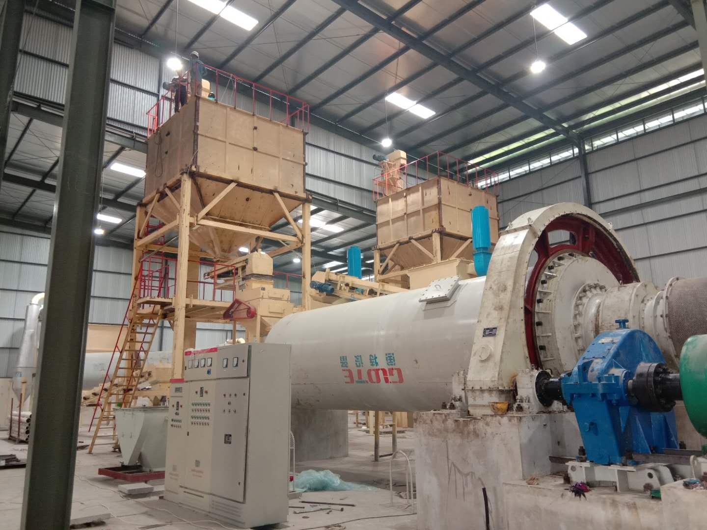 98% Capacity Quartz Sand Powder Machine Ball Grinding Mill 5-12m Length for Products