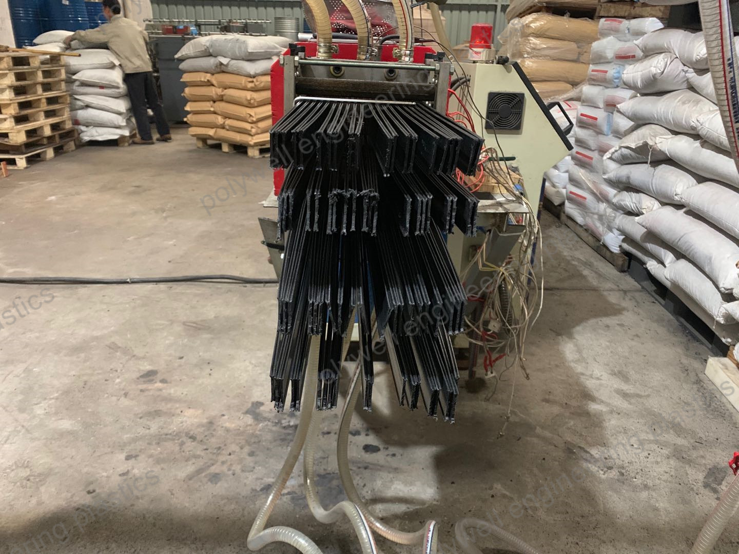 Glassfiber Reinforced PA66 For Aluminum Insulation Profile Thermal Break Strips