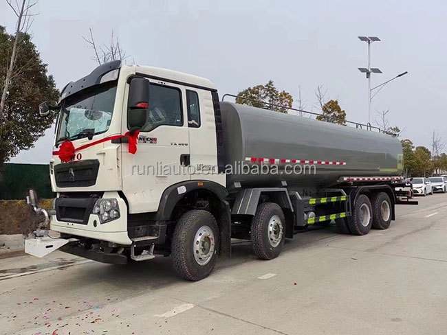 Good Price Howo 8x4 Large Capacity 5000 Gallon Sprinkle Water Tanker Truck