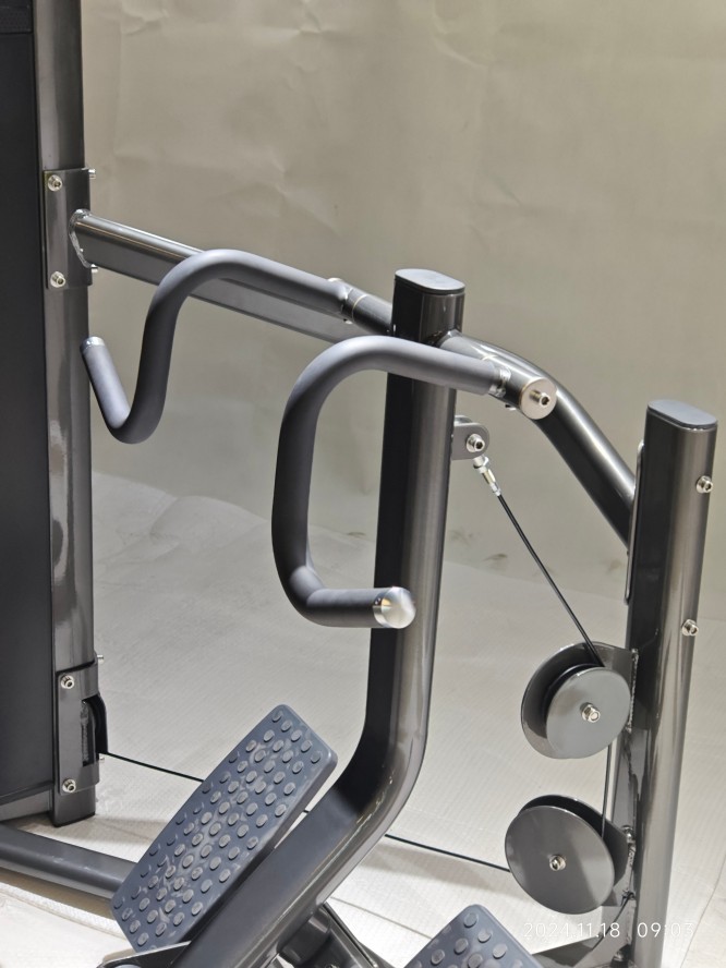 Seated Row Indoor Commercial Pin Loaded Equipment With Self Adjusting Handles