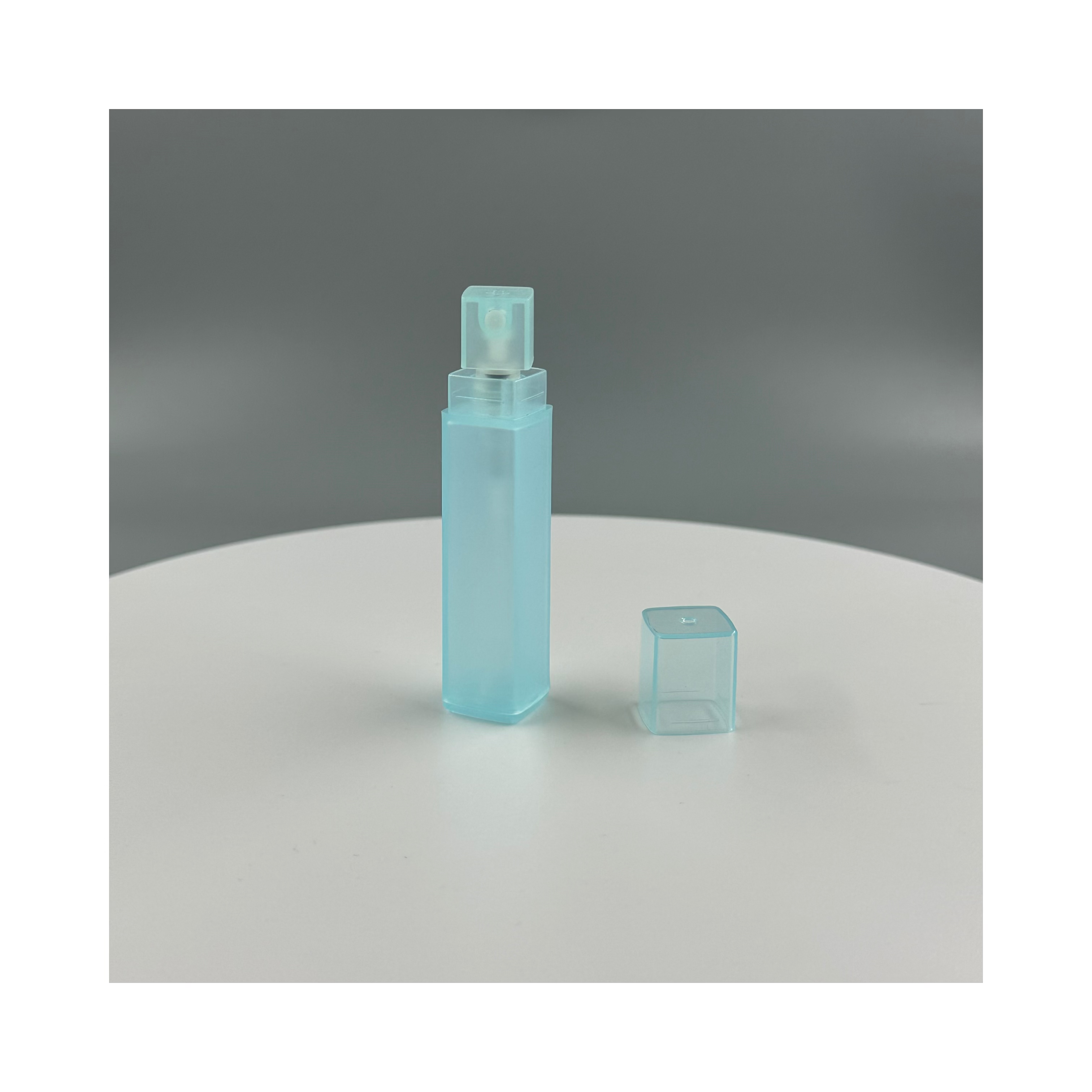 10ml 15ml Refillable Empty Portable Perfume Atomizer with Acceptable Customer's Logo