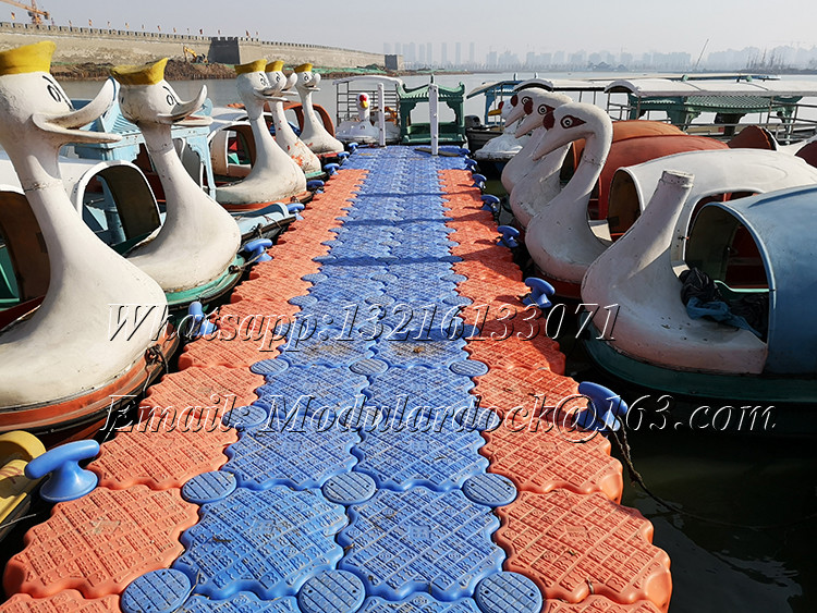 jet ski lift on boat from China