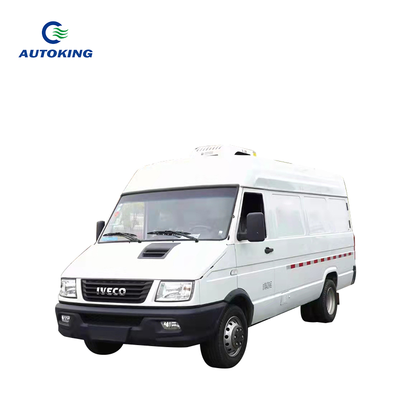 1000kg-10000kg Refrigeration Truck CLW5041XLCNJ6 Small Refrigerated Truck