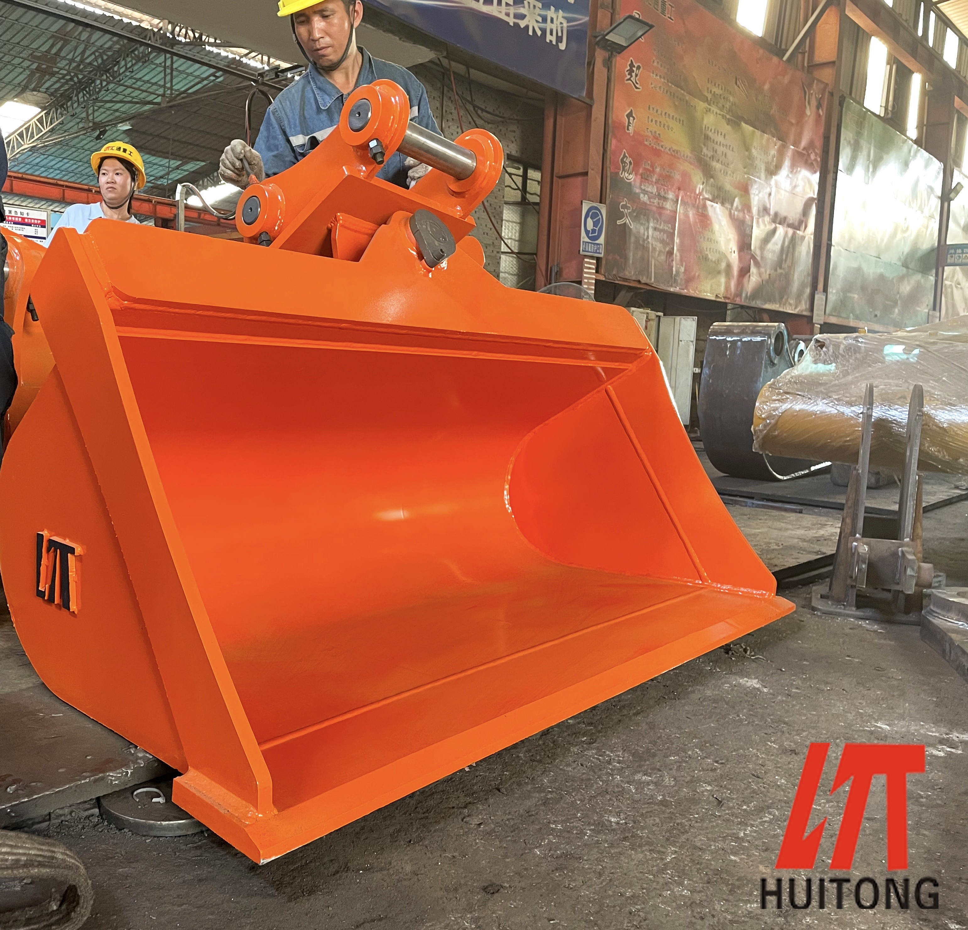 PC E200 Excavator Hydraulic Tilt Bucket 1.15cbm Capacity