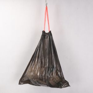Household Environmentally Friendly Drawstring Garbage Bag with Hand Held Pull