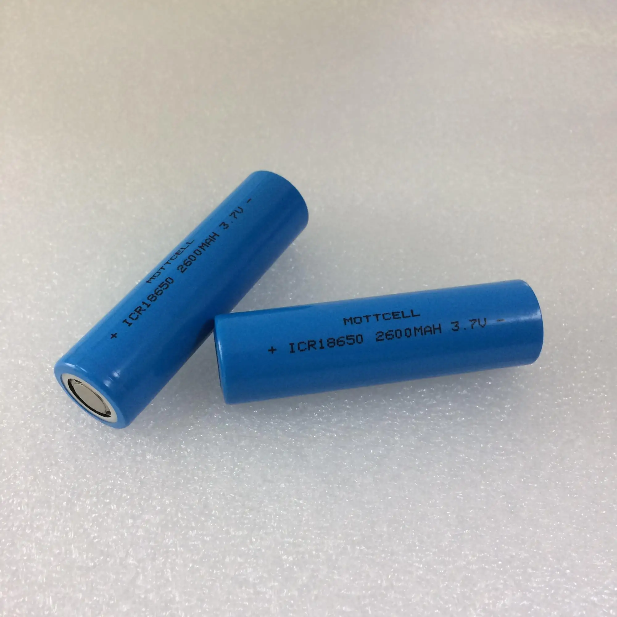 IEC62133 Cylinder Li Ion High Temperature Lithium Battery 18650 3.7v 2600mah