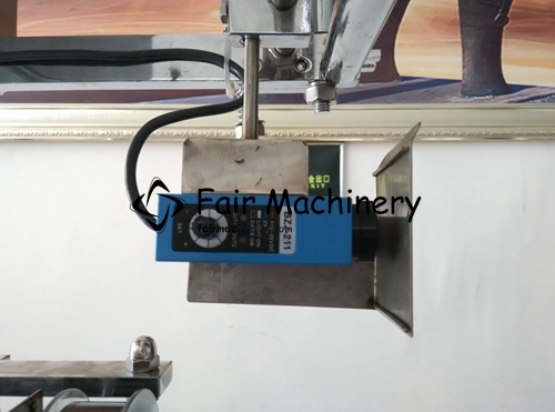 3.6KW SS304 Cup Filling Sealing Machine For 2 Cups Water Cup 1800B/H