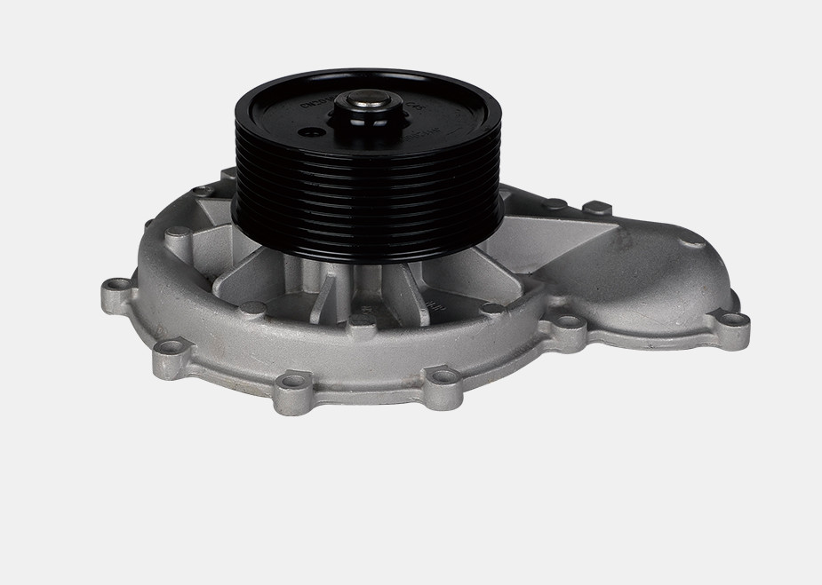 3698067 American Cummins Heavy Duty Truck Engine Water Pump ISG