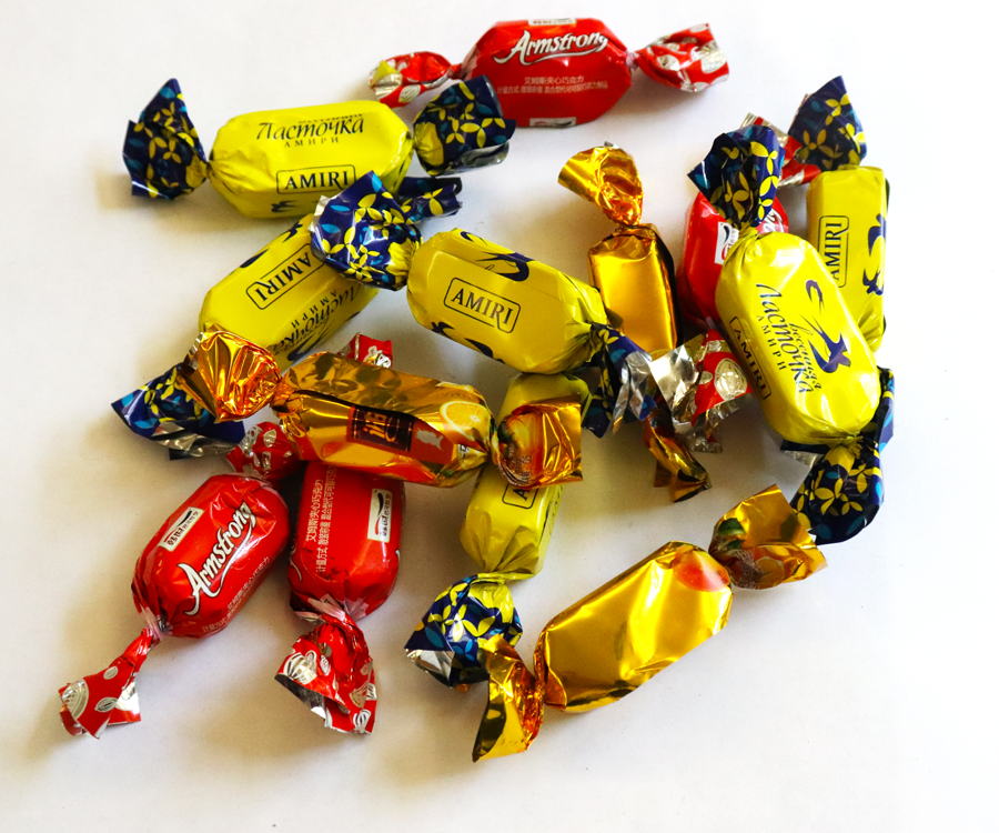 Horizontal Double Twist Candy Wrapping Machine with 300 ppm Speed 2960*1560*2150 MM