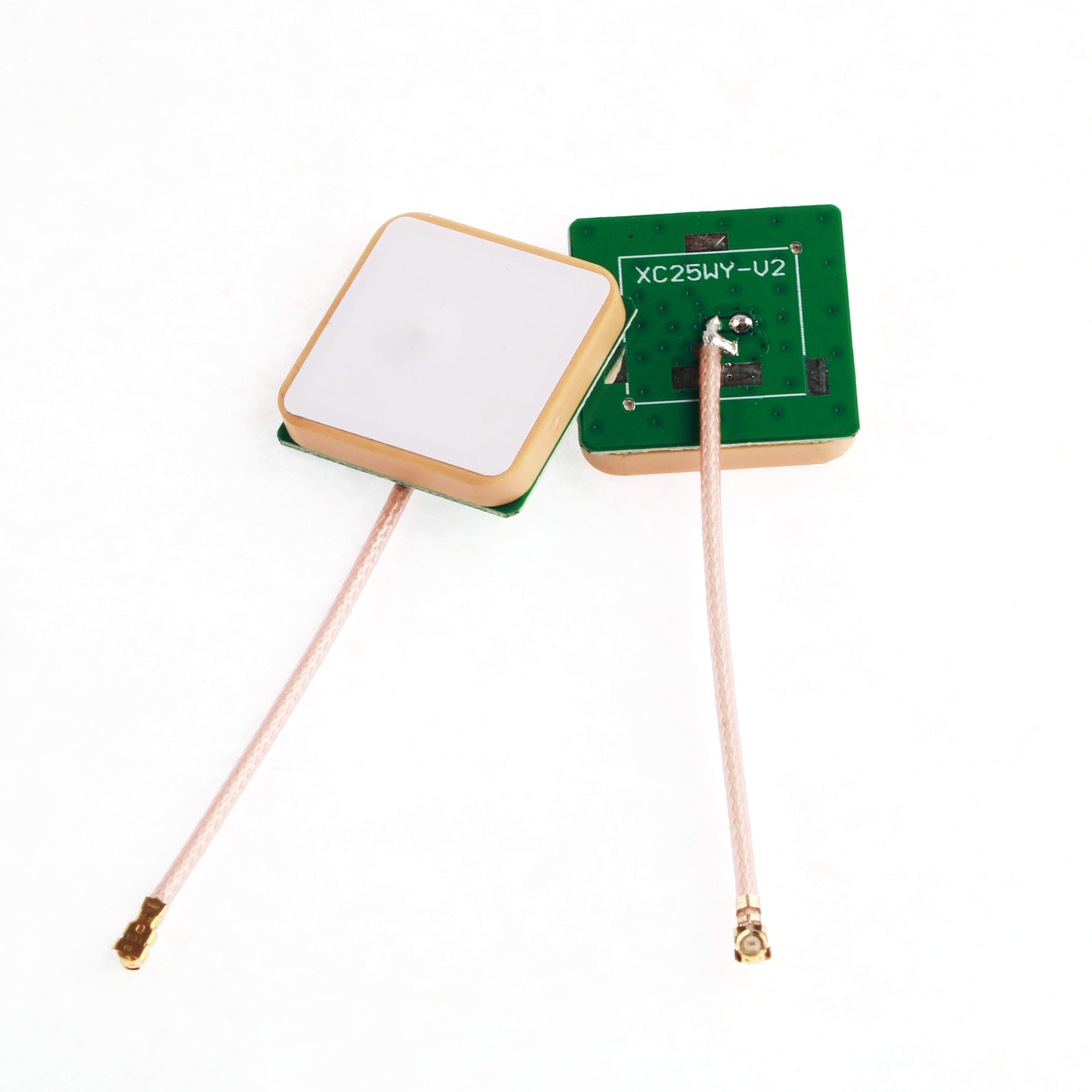 LNA Amplifier Active GPS Ceramic Patch Antenna 28dB High Gain with Filter 25*25*8mm R.H.C.P